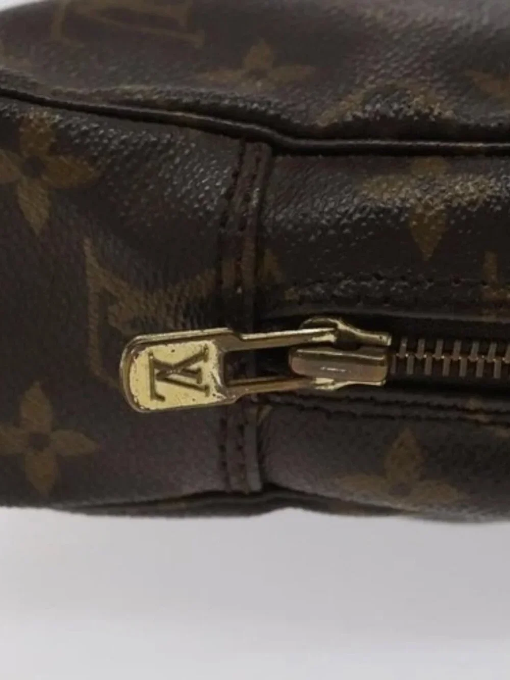 LOUIS VUITTON Monogram Trousse Toilette 23 Clutch Bag M47524 LV Auth yk18331